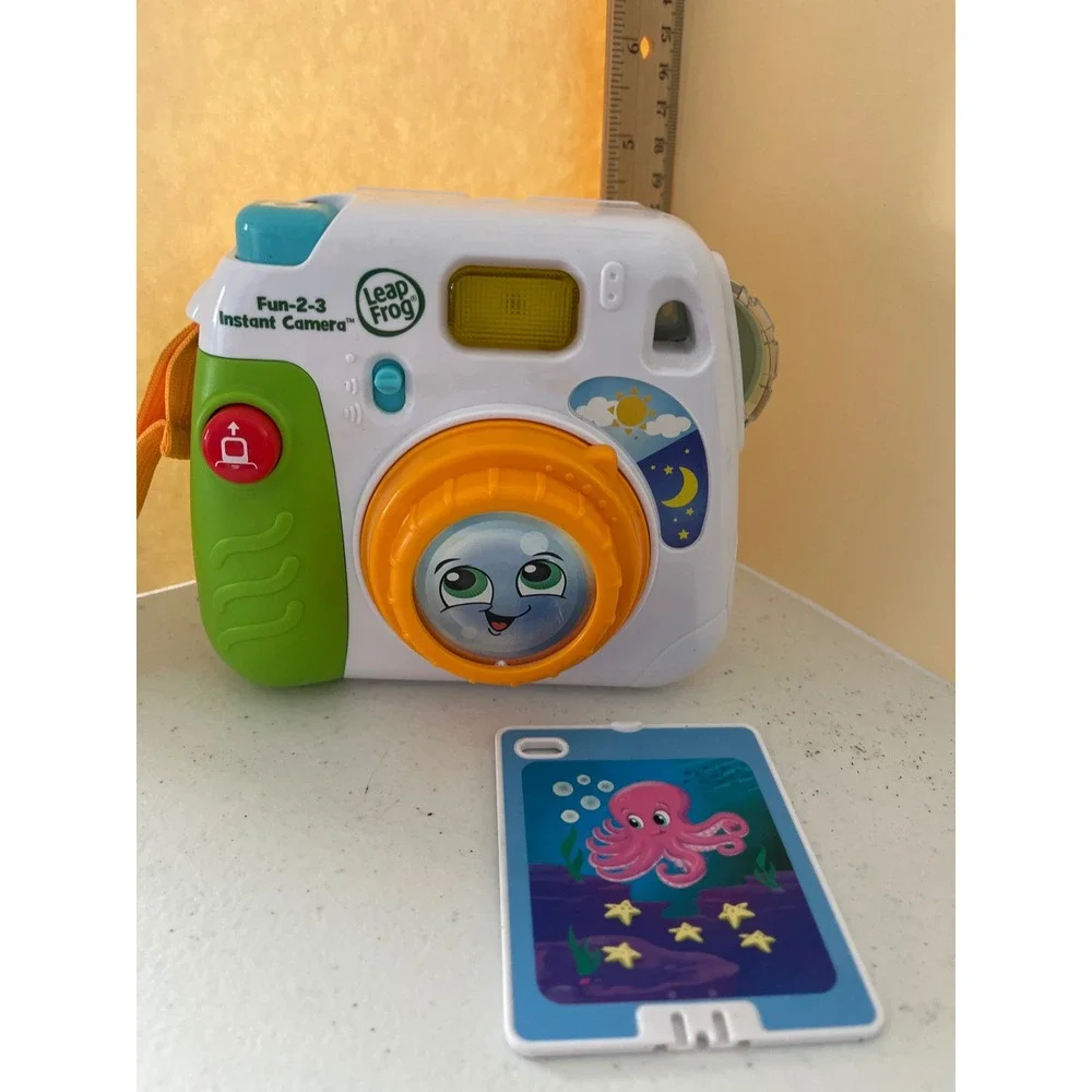 LeapFrog Fun-2-3 Instant Camera Learning Toy White Green Orange 80-607400